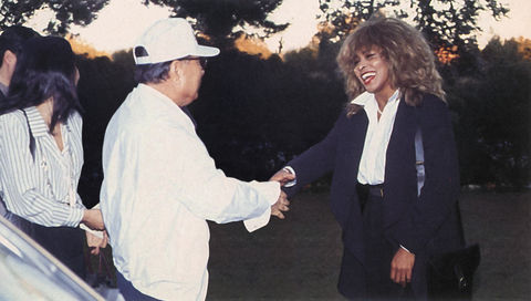 Tina Turner meets with Daisaku Ikeda