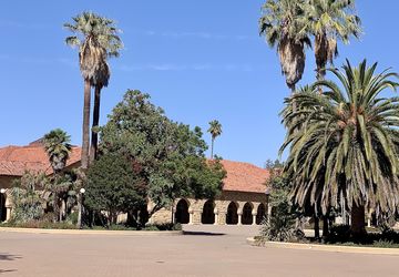 Inner courtyard of the Main Quad, Stanford