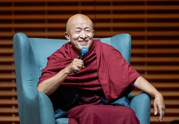 Khyentse Rinpoche at Stanford